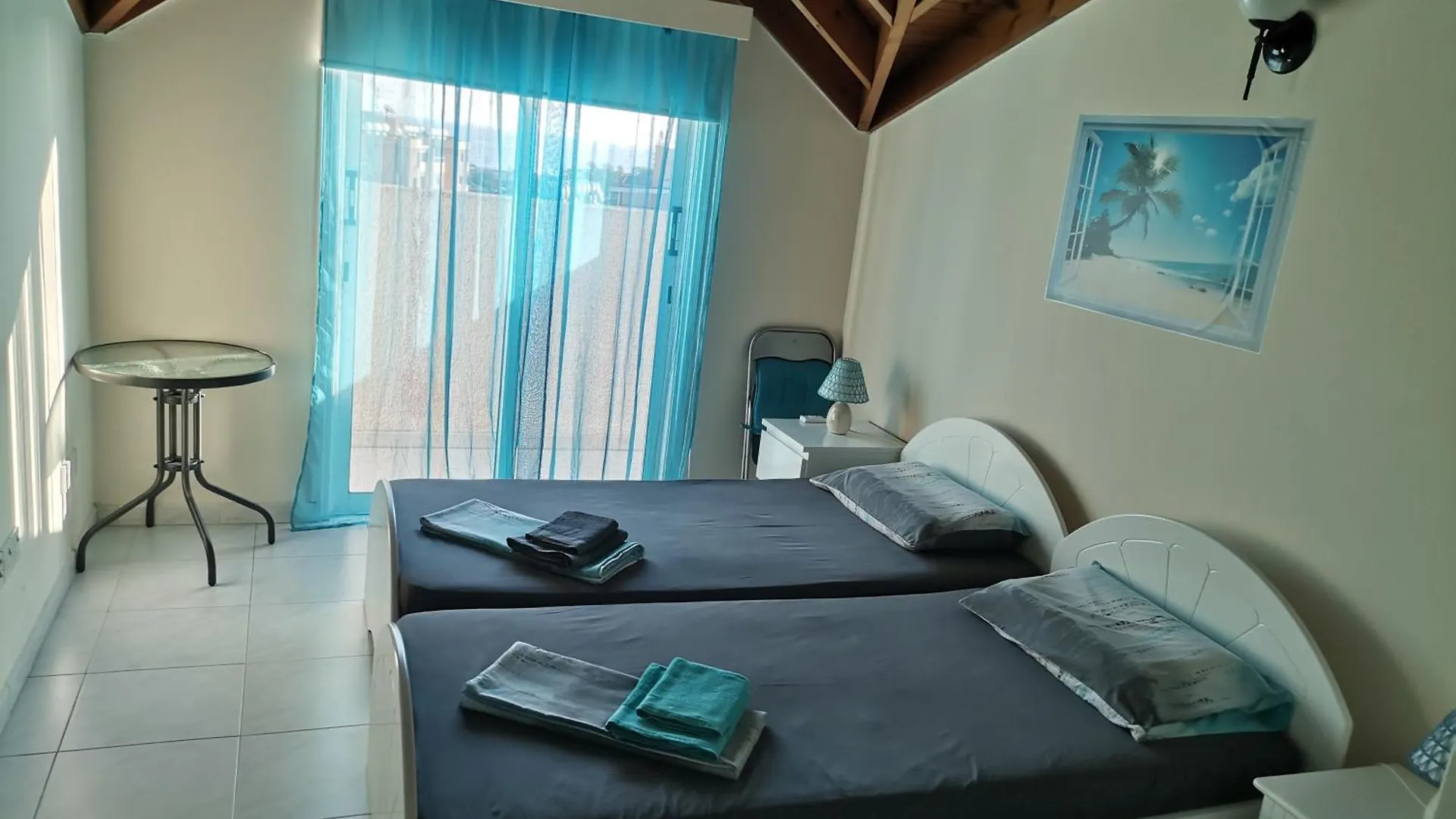 Lighthouse Apartment Larnaca 0*,