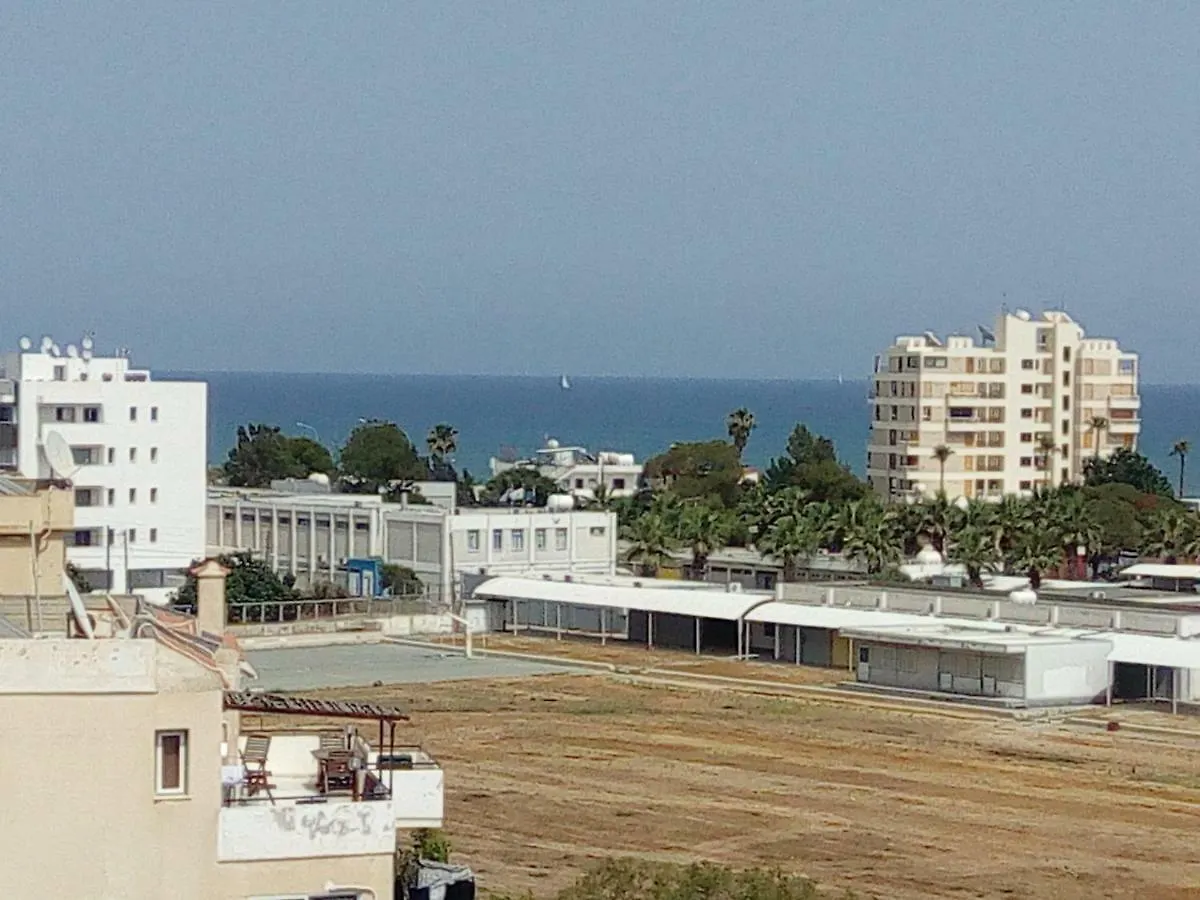 Lighthouse Apartment Larnaca